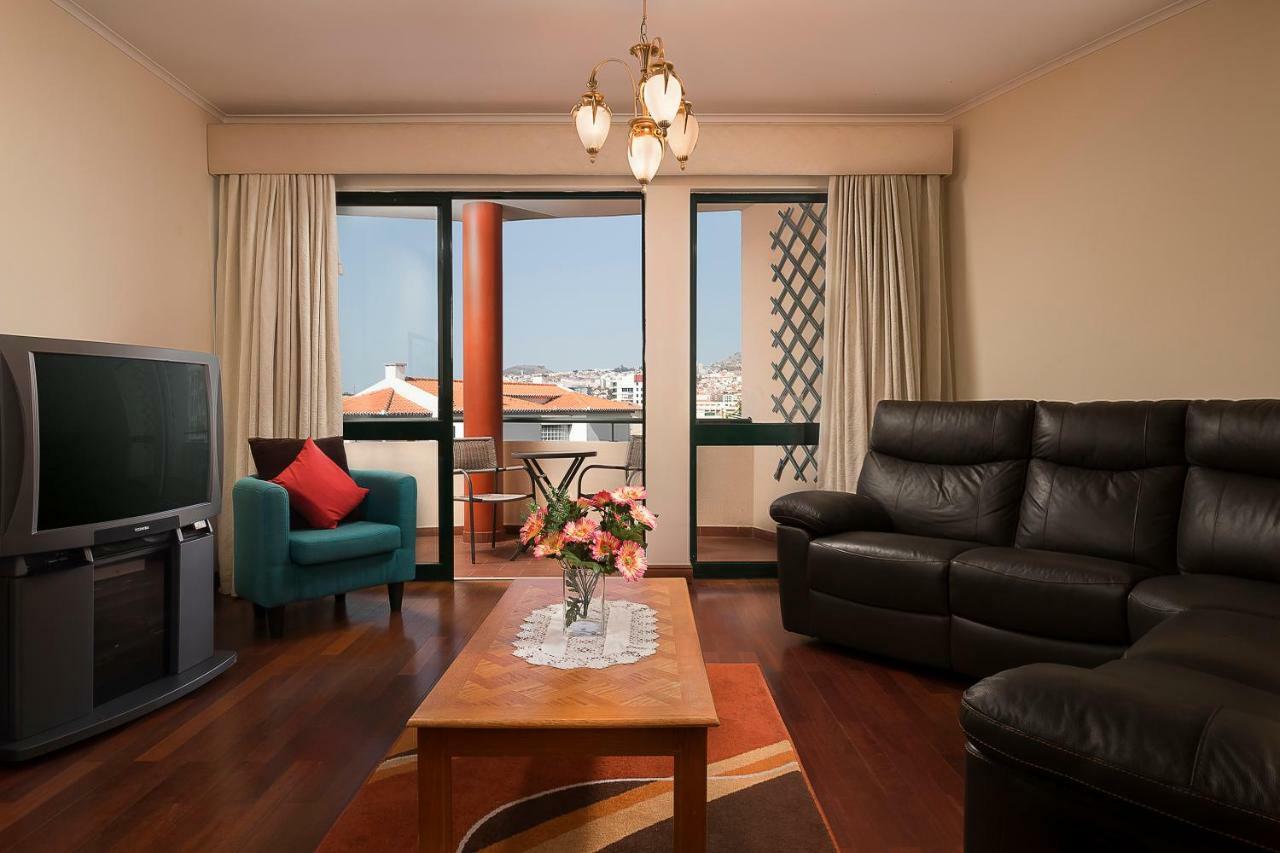 Apartment Bay Historic Center Funchal  Buitenkant foto