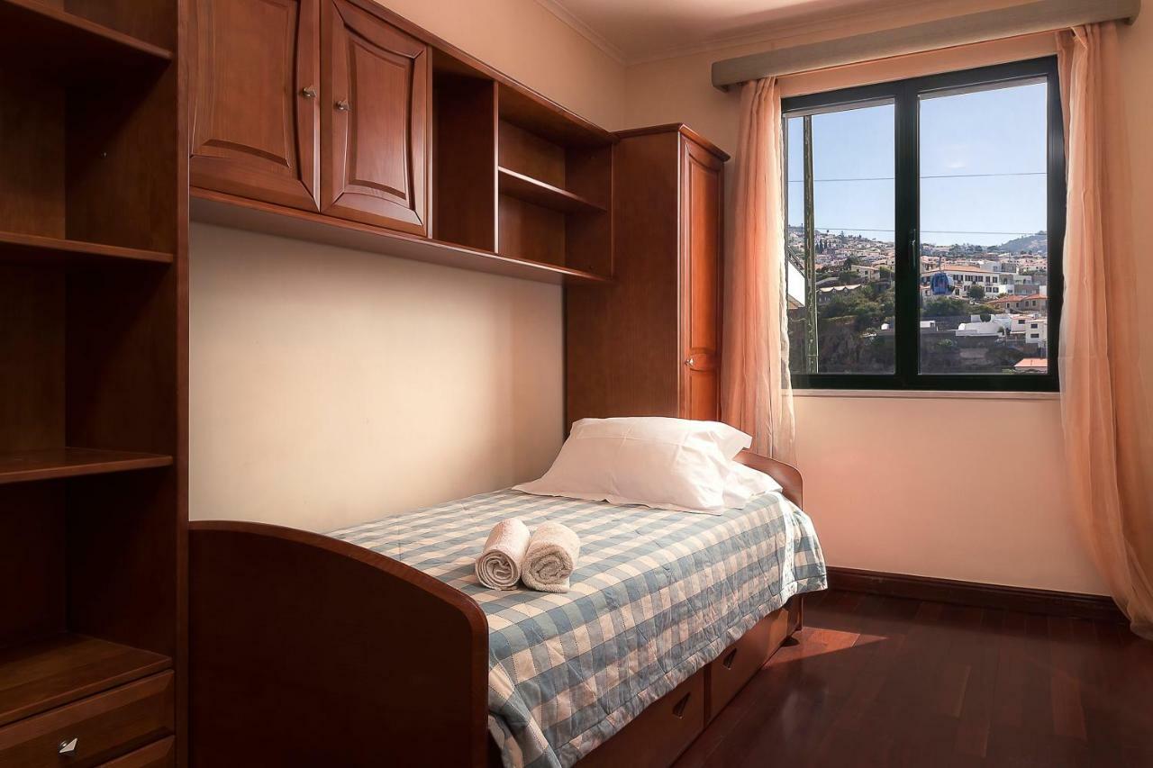 Apartment Bay Historic Center Funchal  Buitenkant foto